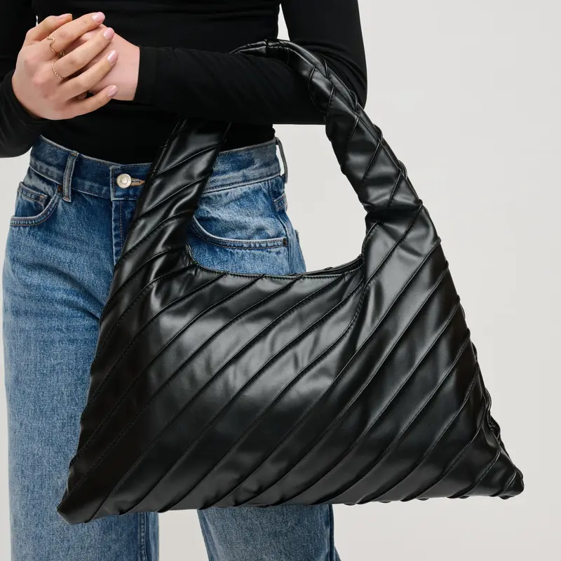 Allie Hobo