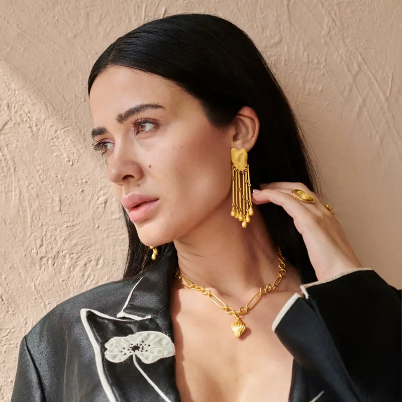 Amour Dangle Earring