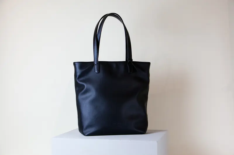 Andrea Tall Tote - Black