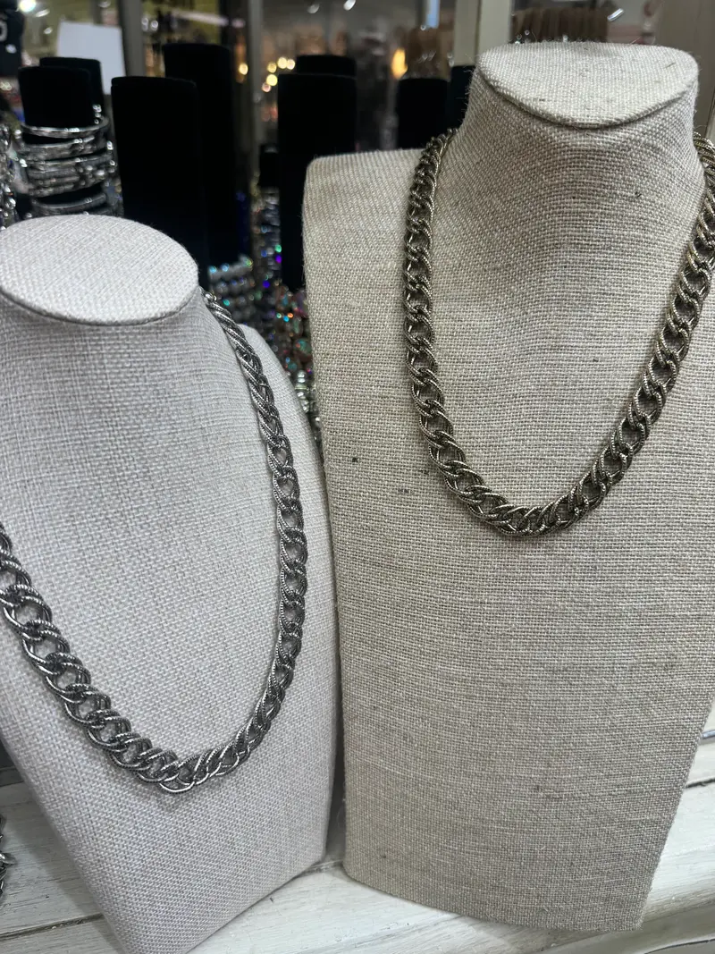 ATG LIVE Circle Etched Chain- Silver or Gold
