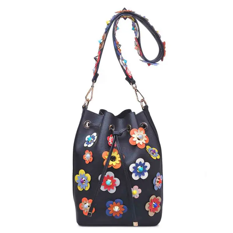 Audrina Bucket