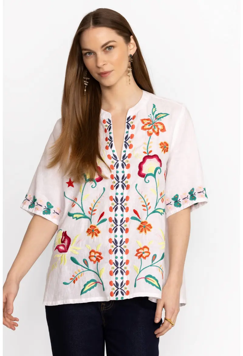 Averi Easy V-Neck
