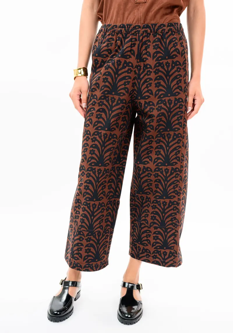 Barrel Pants in Black