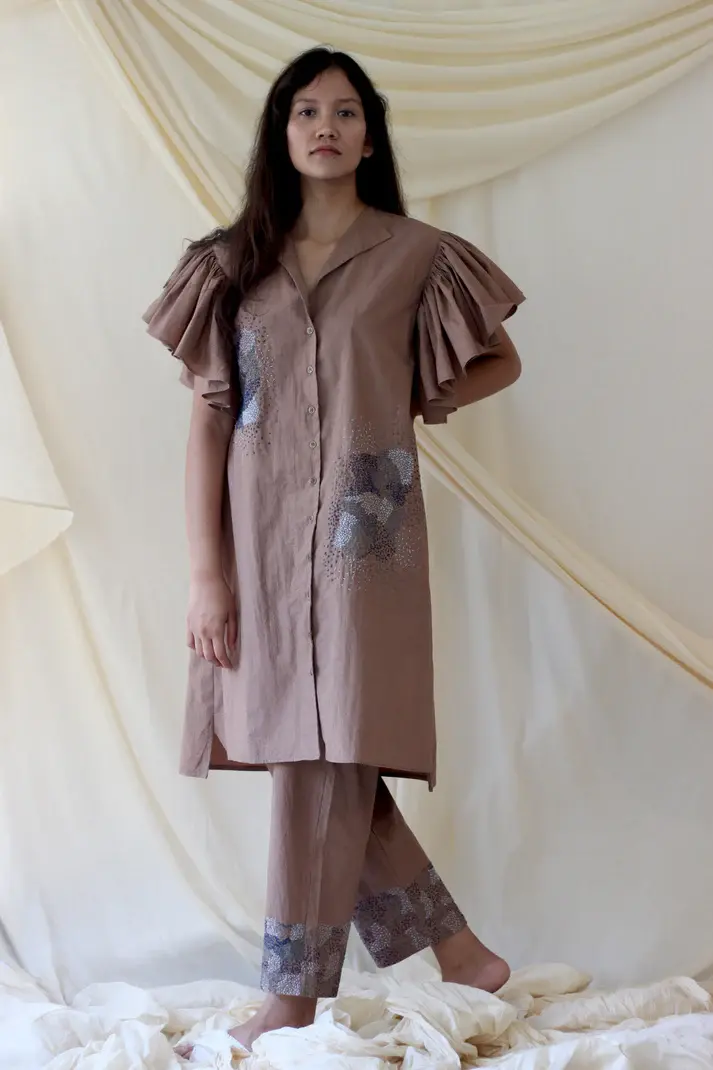 Beige Ruffled Complete Set
