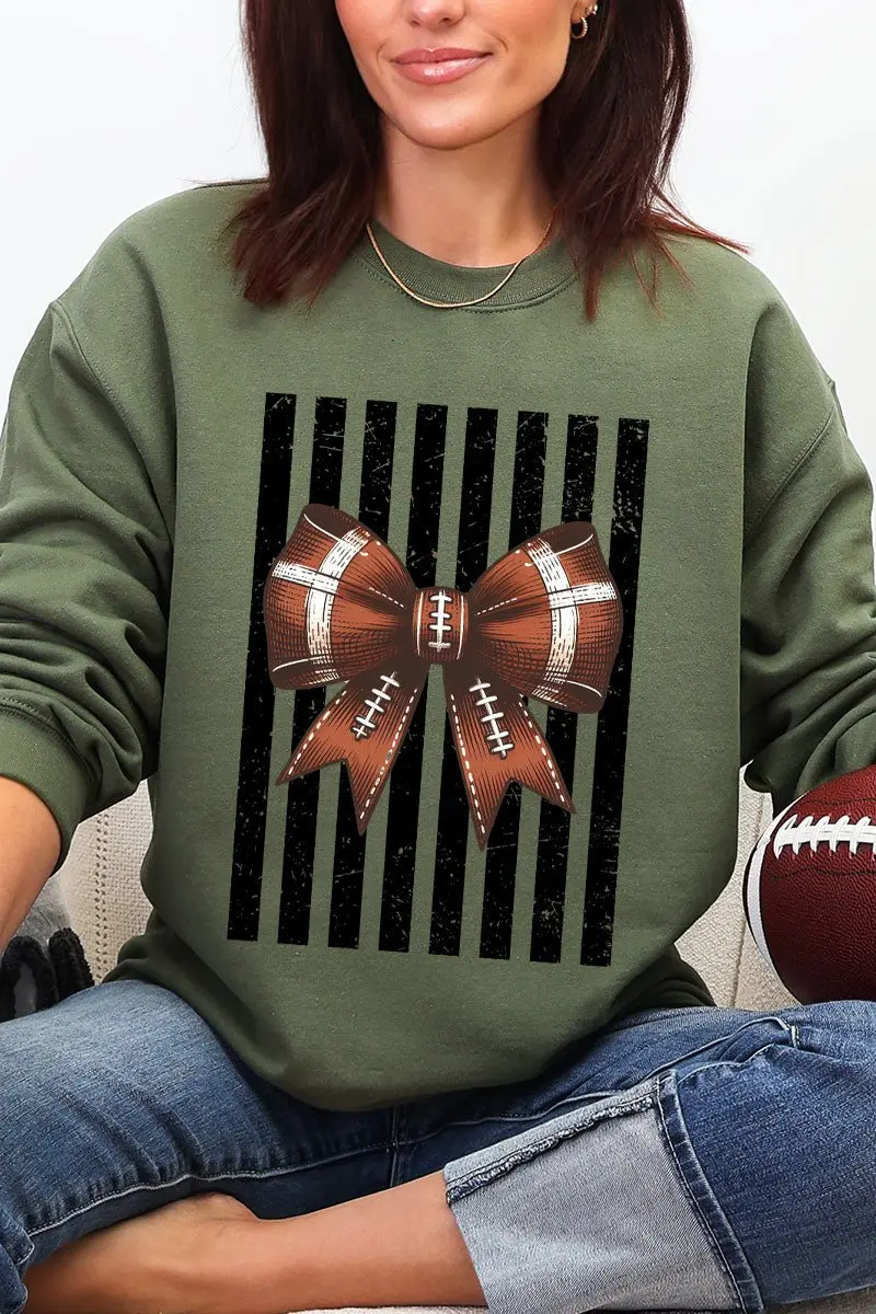Black Varsity Bow Heavy Blend Crew Sweatshirt