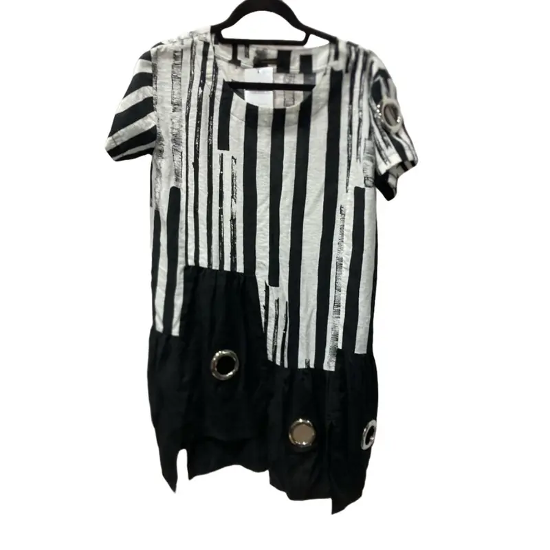 Black & White Stripes with Black Bottom & Grommets