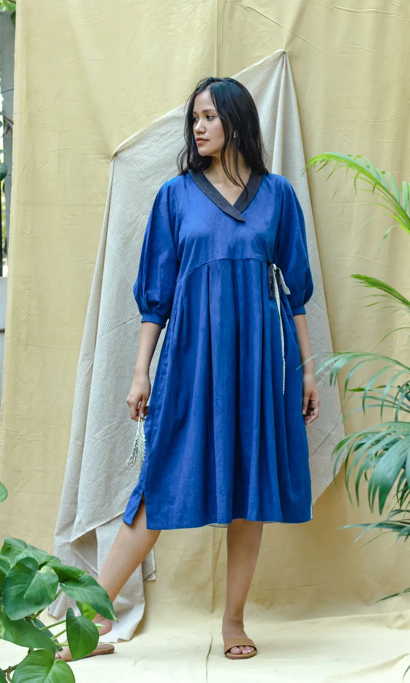 Blue Full Sleeves Midi Dress