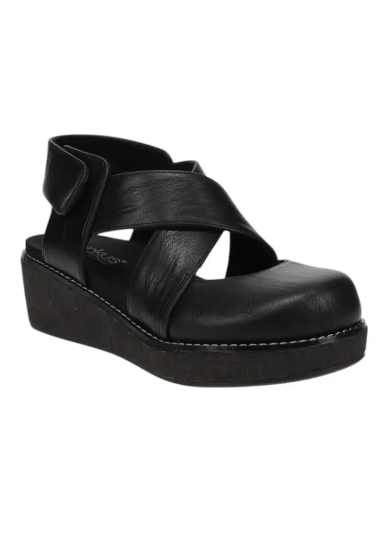 Bring It In Black Wedge by Corkys