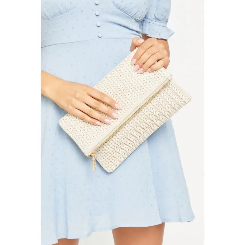 Carrie Clutch
