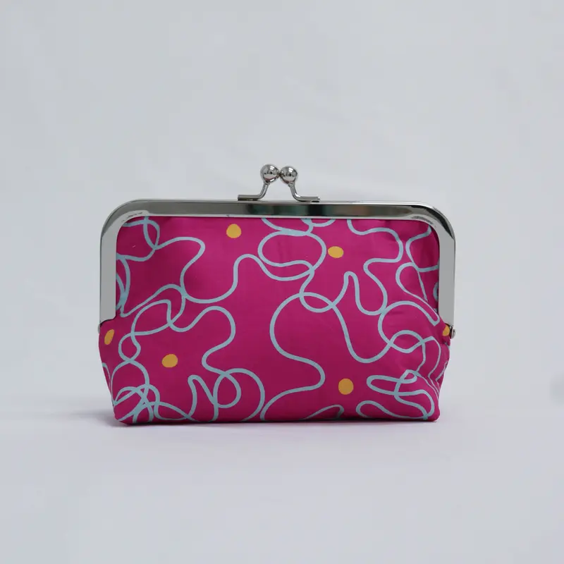 Chomp Chomp Clutch in Slow Burn