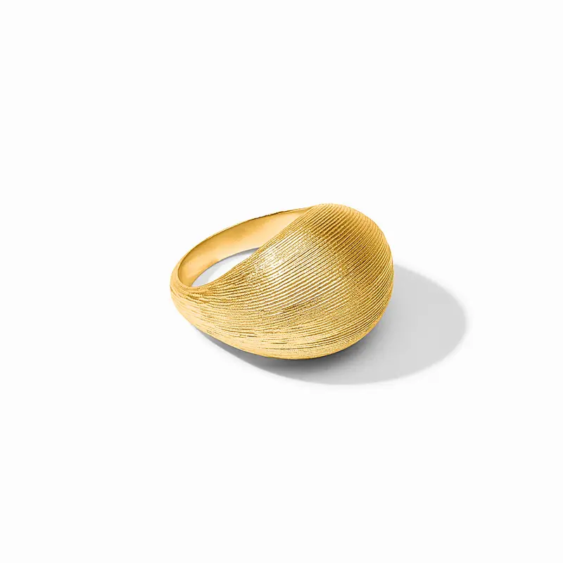 Cobblestone Bombé Ring in Gold