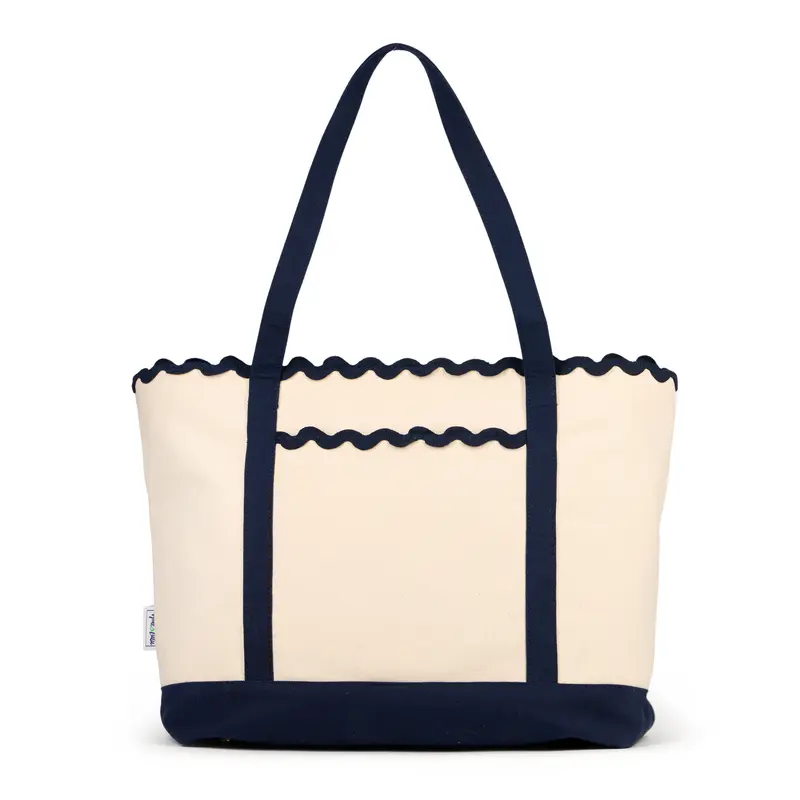 Court to Coast Tote