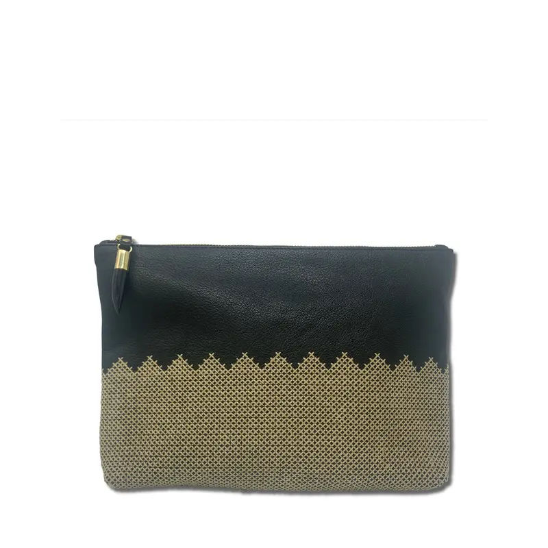 CRISS CROSS MEDIUM POUCH