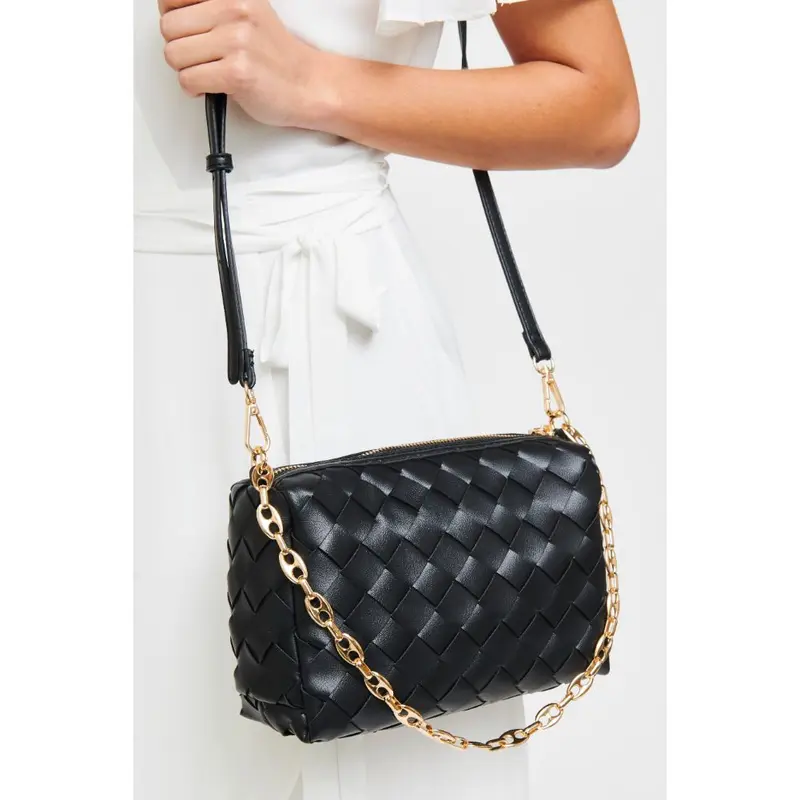 Elara Crossbody
