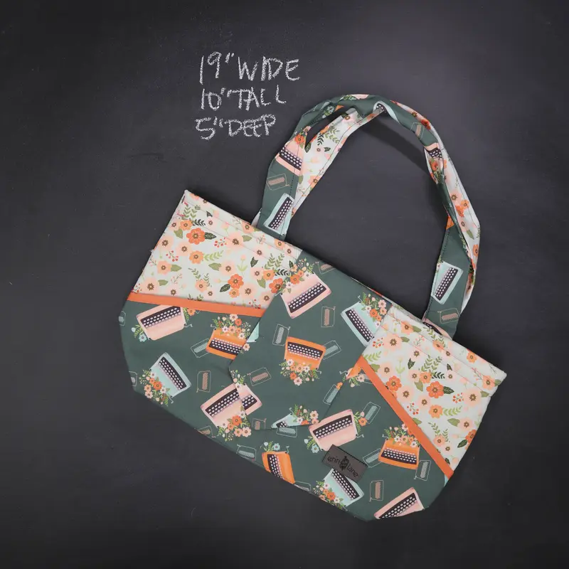 Ewesful Tote Bag in Blossom Draft