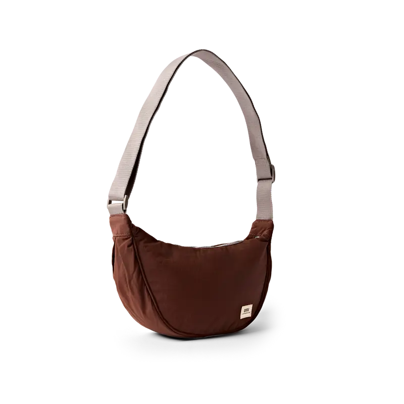 Farringdon Half Moon Bag in Chocolate