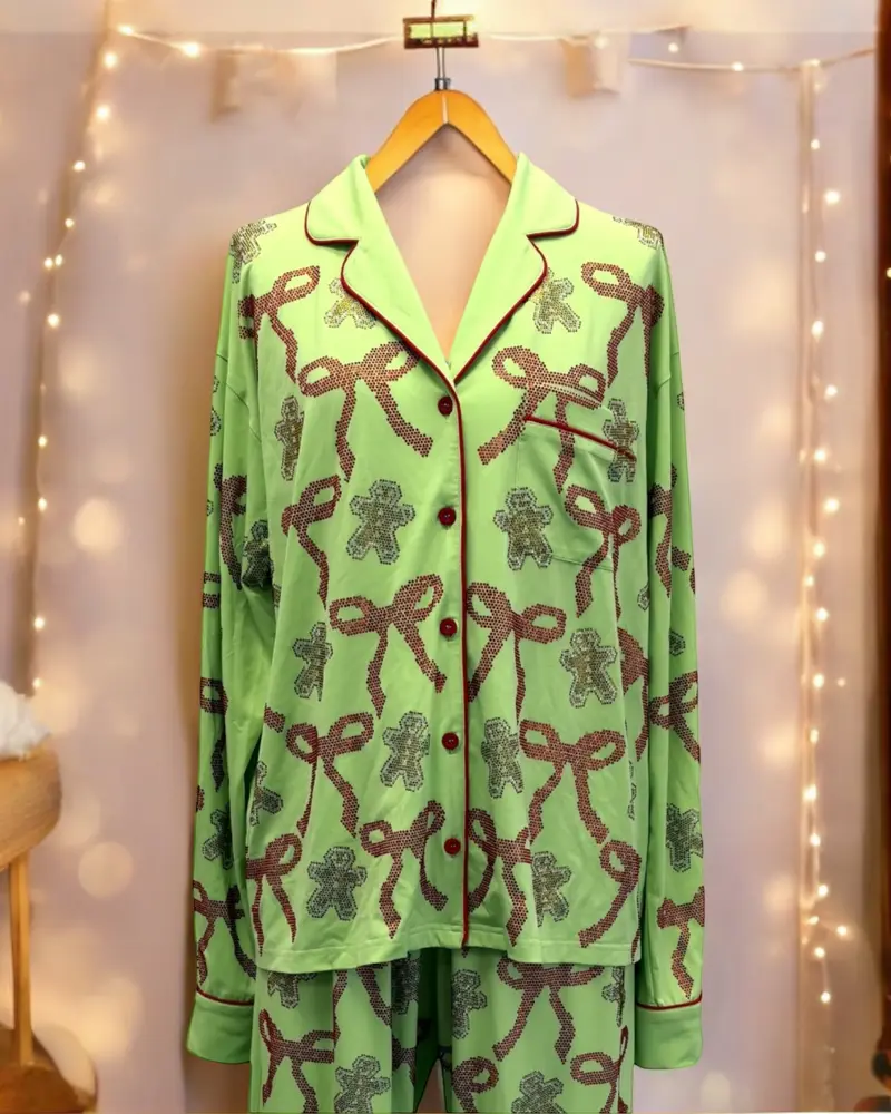 Green Gingerbread Men & Bows Pajama Top