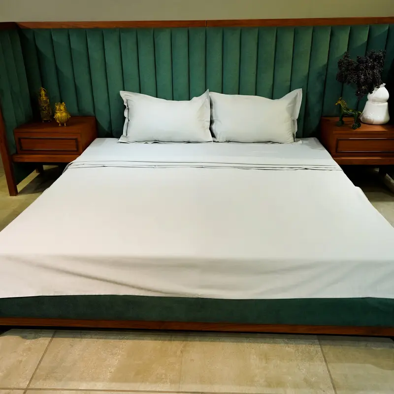 Grey Elegance Bedsheet with 2 Pillow Covers