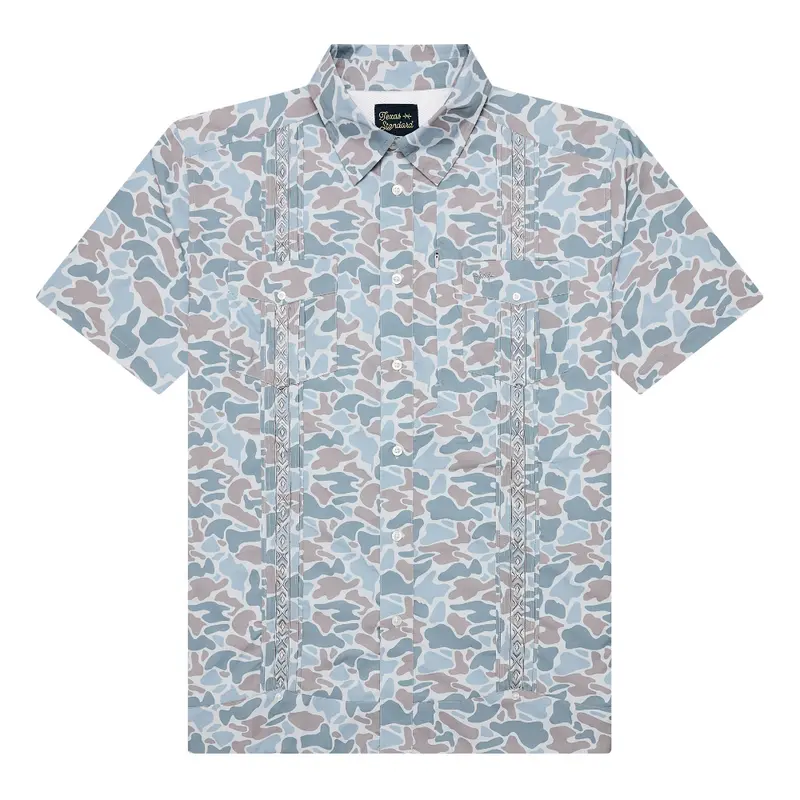 Guayabera Libre in Camo Frio