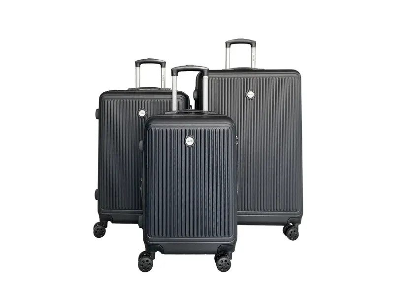 IZOD Clara Expandable Hard shell Lightweight 3 Piece Luggage Set