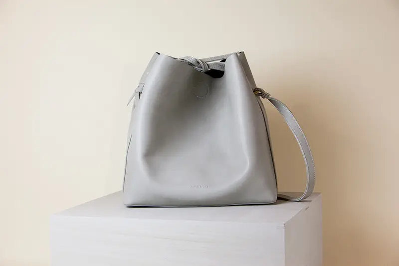 Jules Bucket Bag II - Light Gray