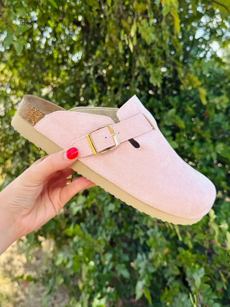Juniper Suede Clog - Light Pink