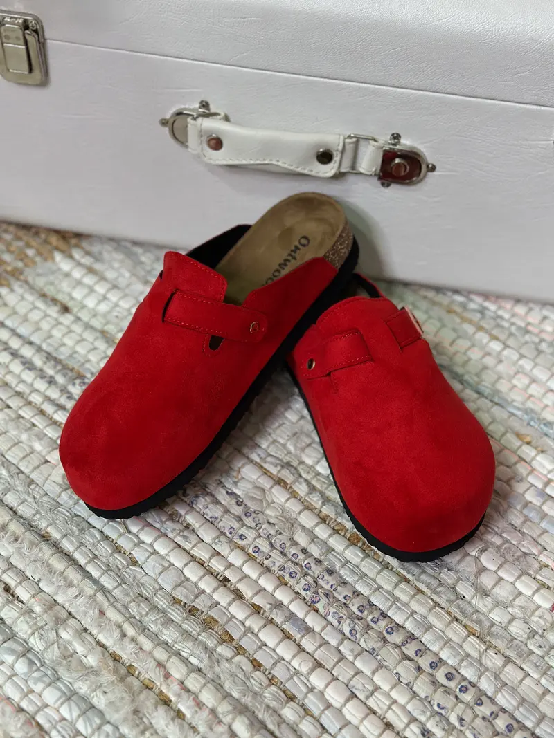 Juniper Suede Clog - Red