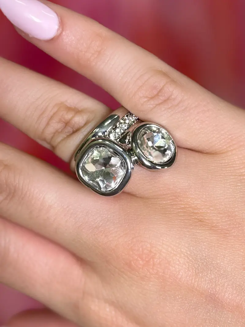 Lauren Crystal Stretch Ring - Clear