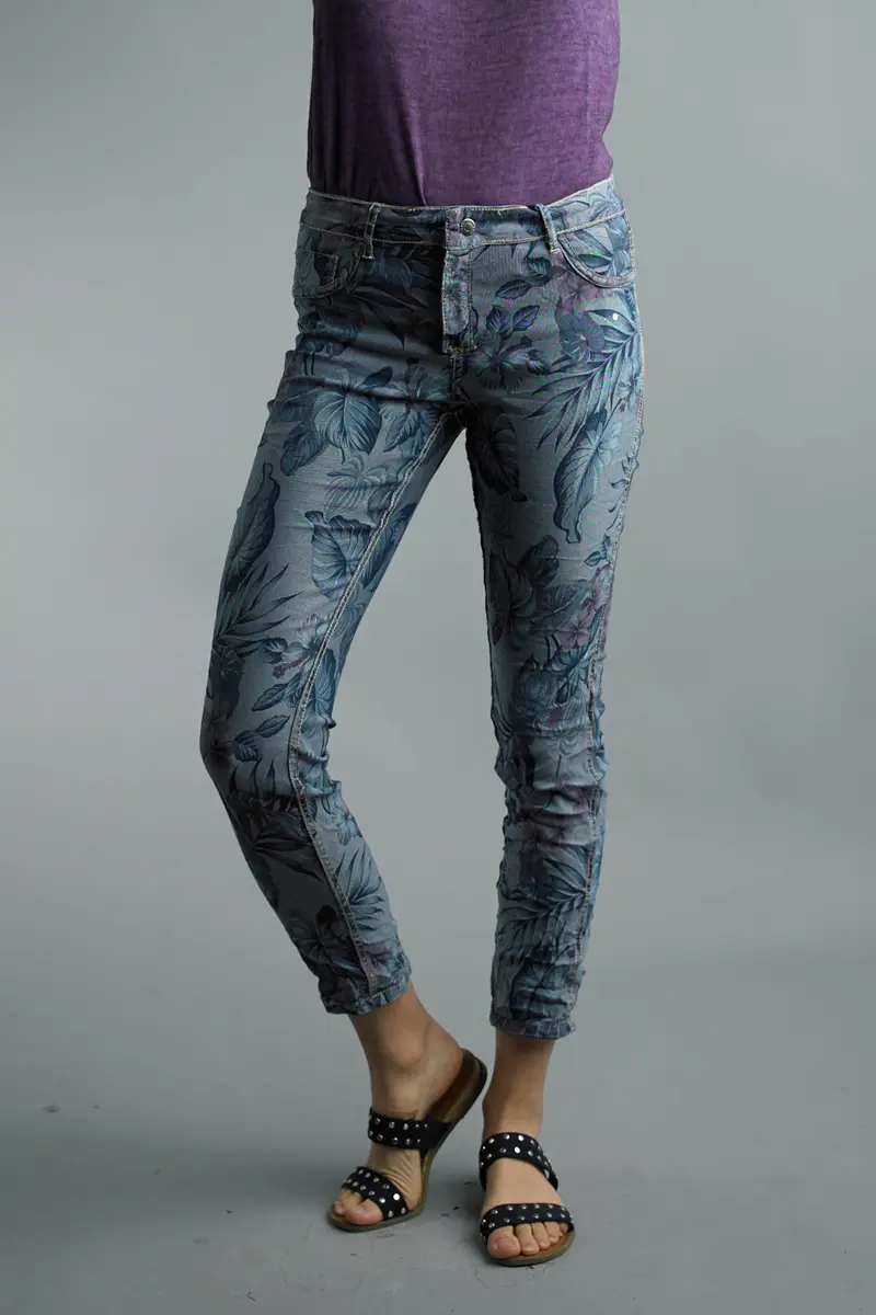 Leaves Design and Solid Denim Side Reversible Jeans
