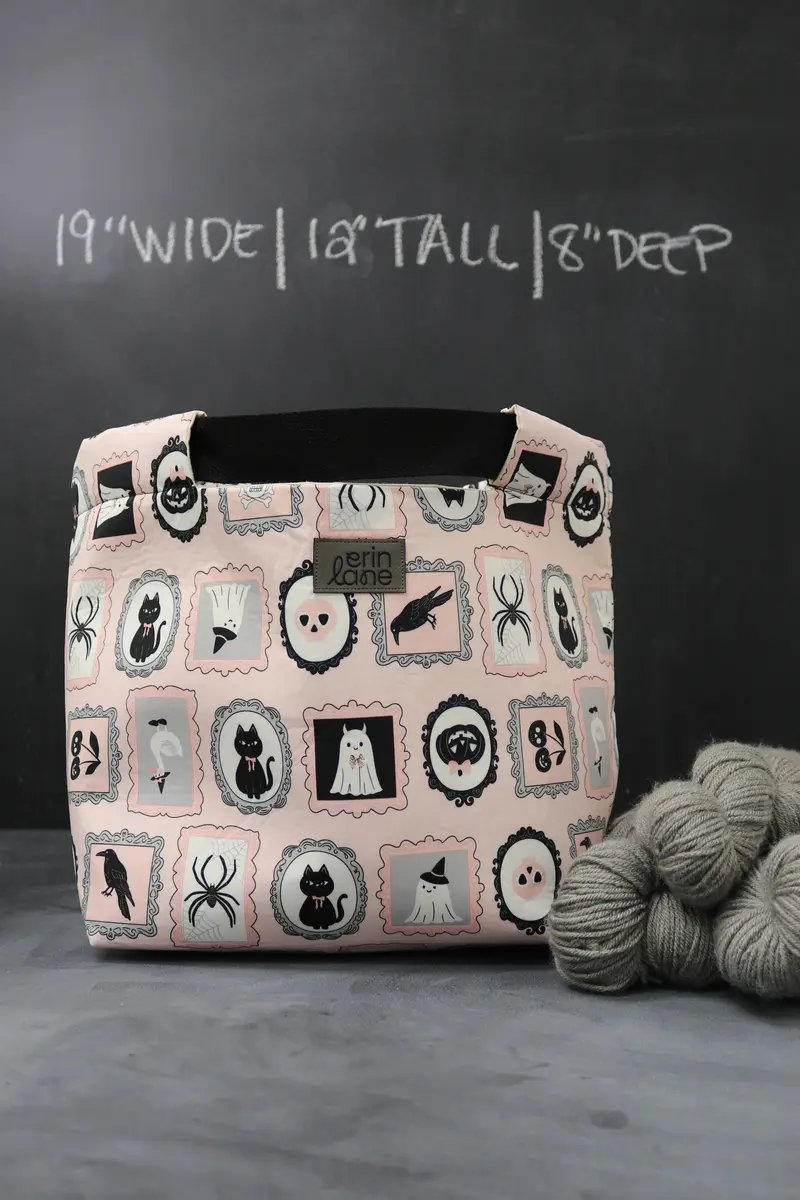 Main Squeeze Tote Bag in Gothic Dollhouse