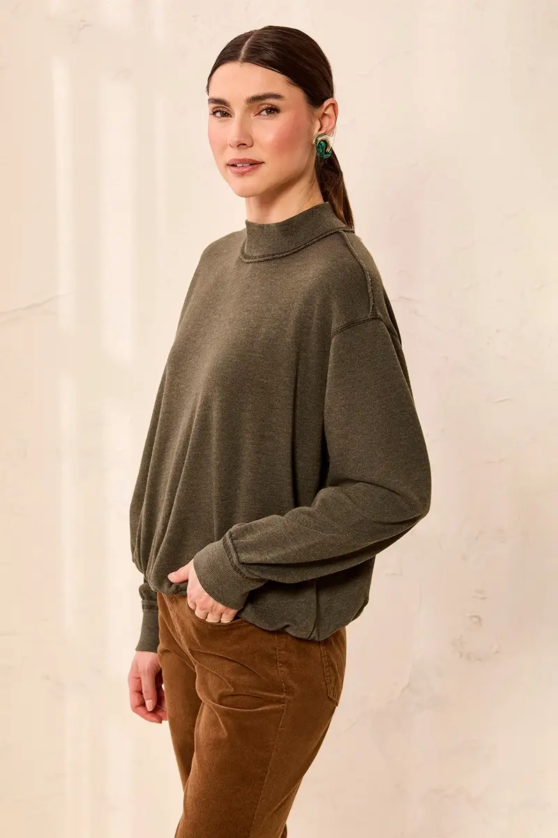 Mock-Neck Bubble-Hem Sweatshirt in Cedar Green