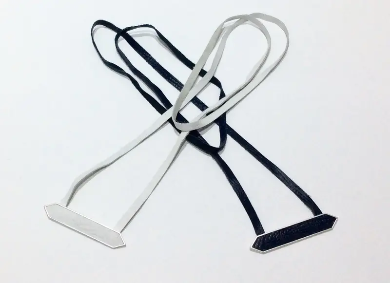 Necklace-long leather cord with arrow design