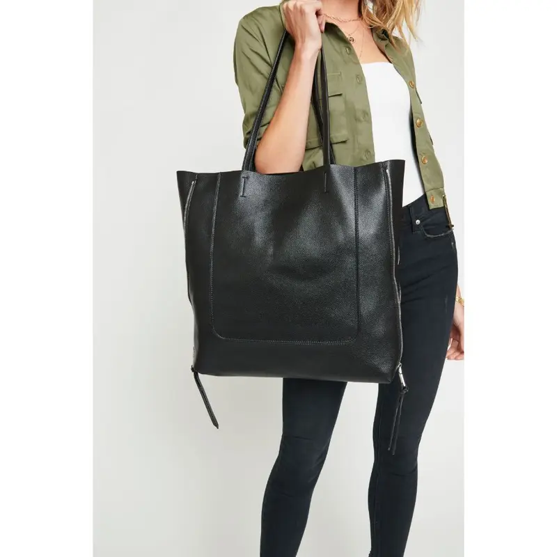 Olympia Tote