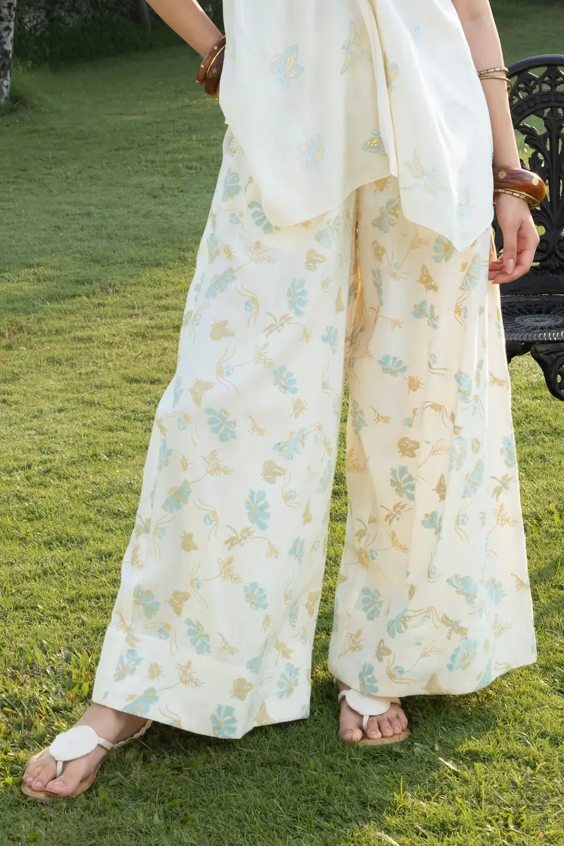Printed Wide-Leg Pants with Side Elastic Waist