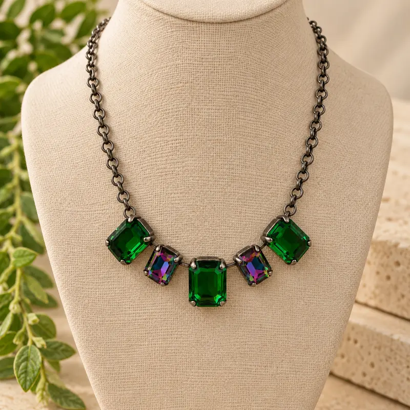 REBA NECKLACE