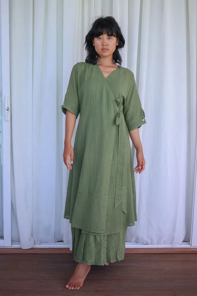 Recycled Cotton Green Solid Midi Dress