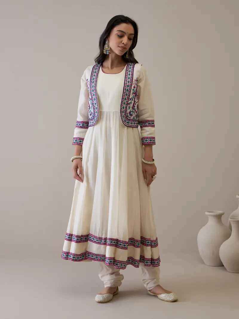 Resham Embroidered Kurta Set with Jacket