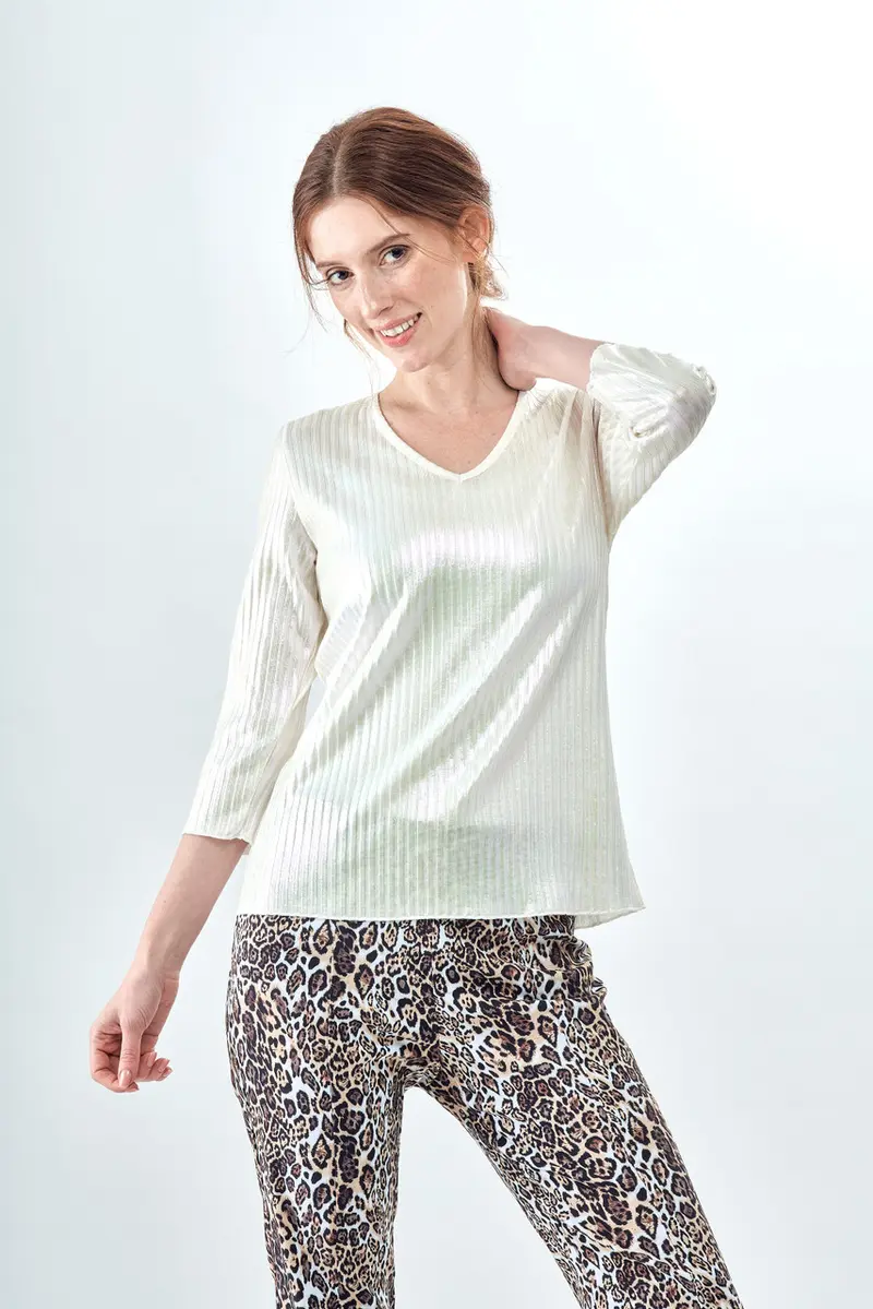 Ribbed Metallic 3/4 Sleeve Top