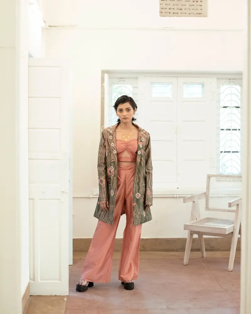 Salmon Moss Three Piece Set