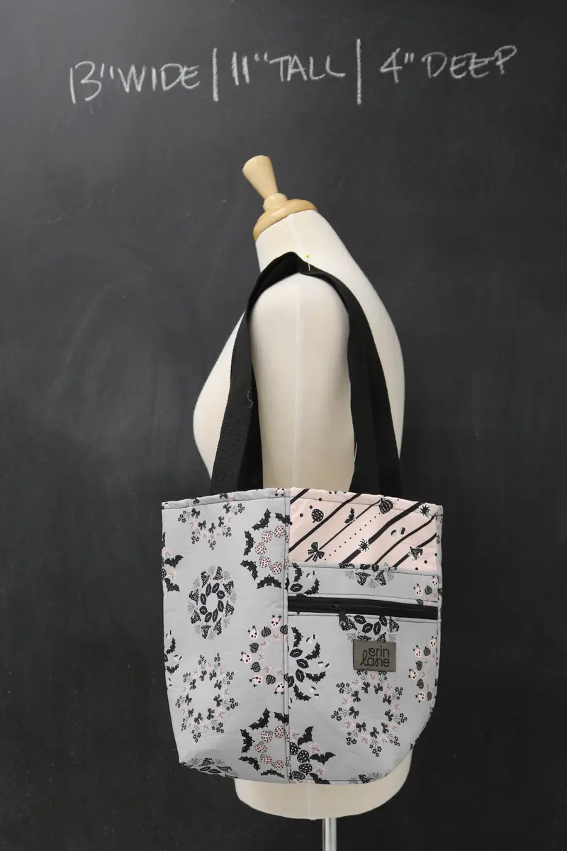 Side Kick Tote Bag in Sugarplum Nightmares