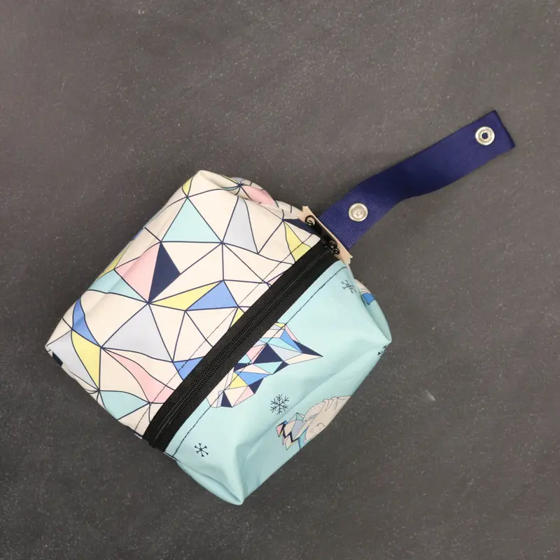 Snap and Stash Accessory Project Bag in Arctic Animals