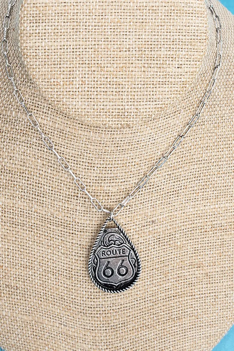 TIPI Route 66 Reign Silvertone Necklace
