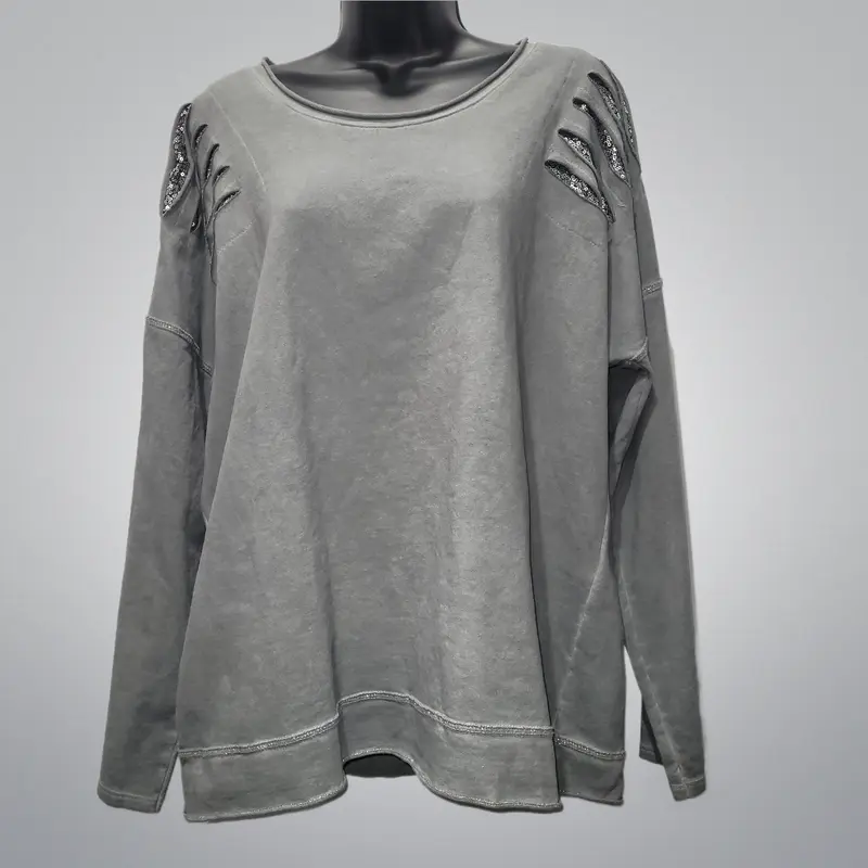 Top With Sequinned Cutotus