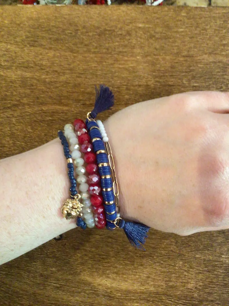 USA bracelet stack