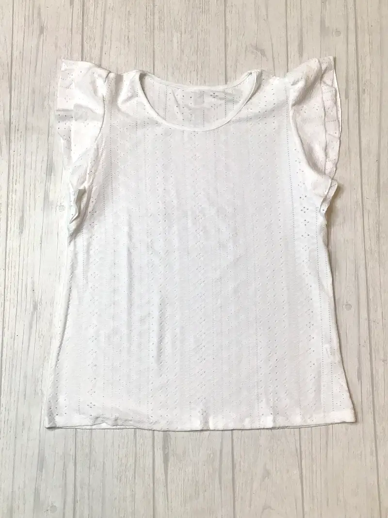 White eyelet