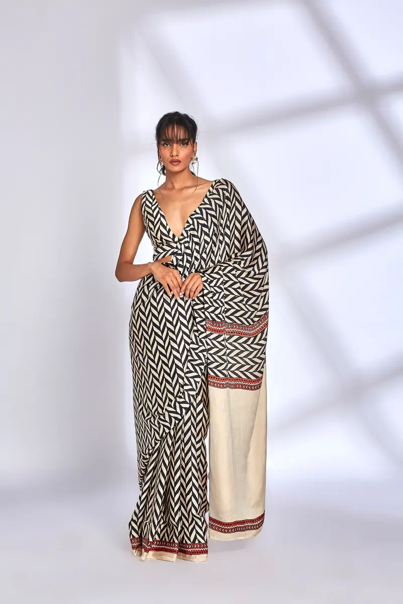 Zig Zag Print Saree