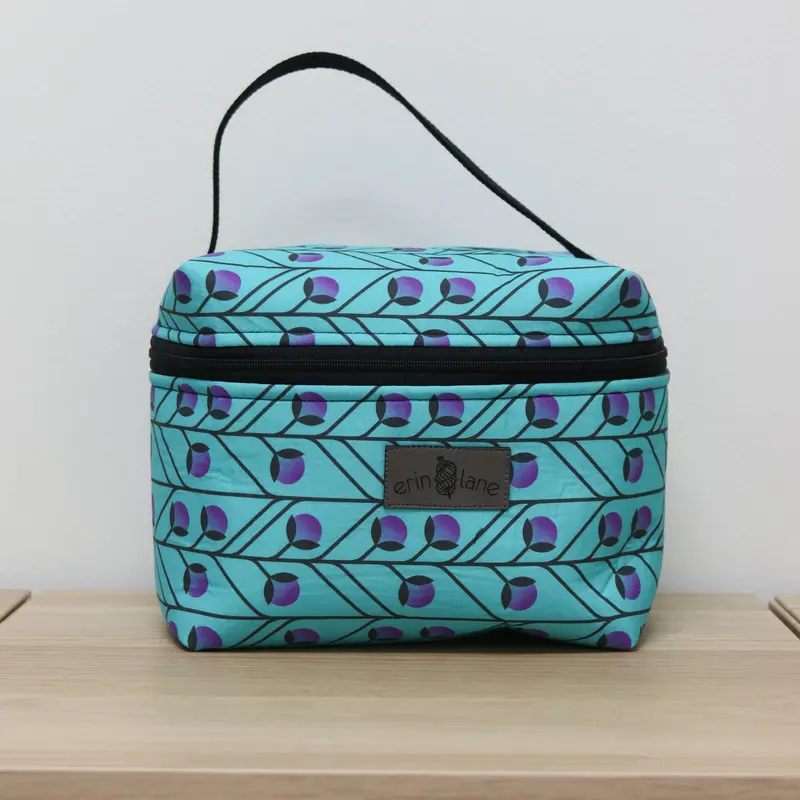 Zip Your Lid Train Case in Lavender Noir